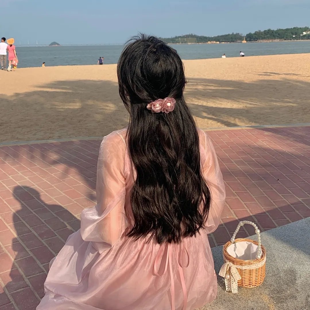 绝美师尊让我下山找明星老婆